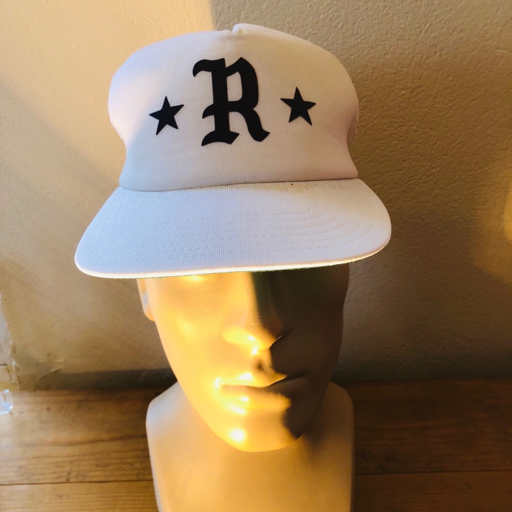 Vintage New Era made in USA SNAPBACK TRUCKER HAT